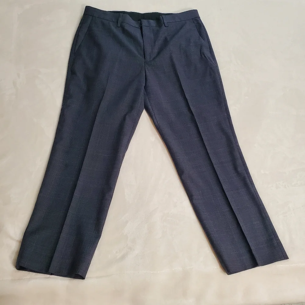 J. Crew Men's Dress Pants - Dark‎ Gray Size 32x30.